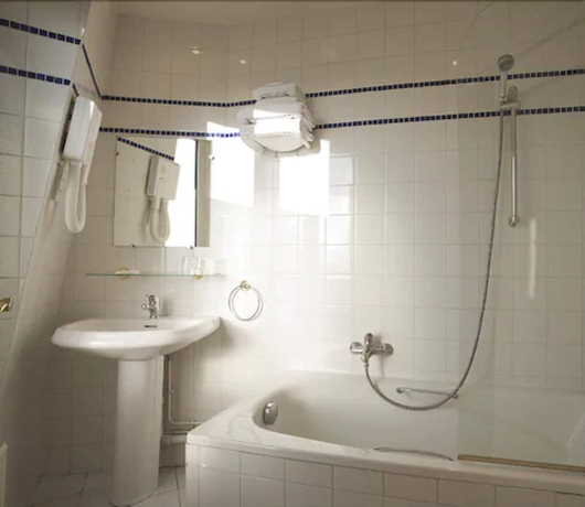 Imagen de la habitación del Hotel Transcontinental. Foto 16