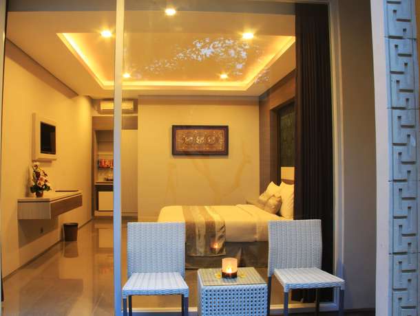 Imagen de la habitación del Hotel Transera Kamini Legian. Foto 7