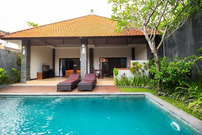 Imagen general del Hotel Transera Kirana Villa Seminyak. Foto 21