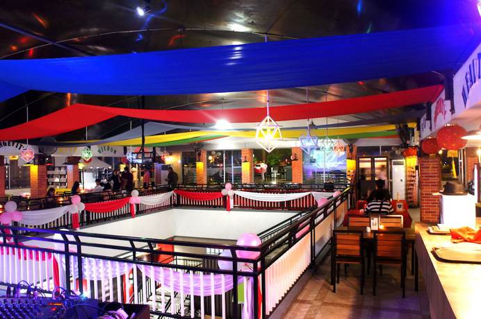 Imagen del bar/restaurante del Hotel Transera Pontianak. Foto 4