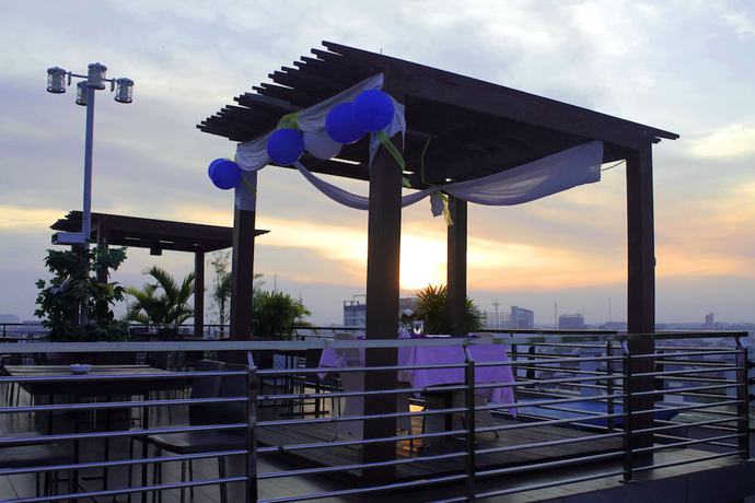 Imagen general del Hotel Transera Pontianak. Foto 2