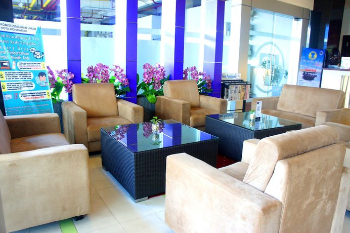 Imagen de los interiores del Hotel Transera Pontianak. Foto 17