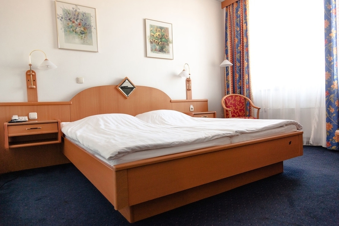 Imagen de la habitación del Hotel Transhotel. Foto 2