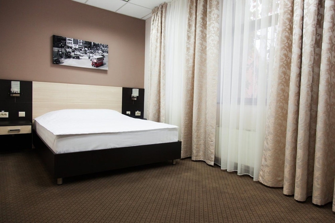 Imagen de la habitación del Hotel Transhotel. Foto 11