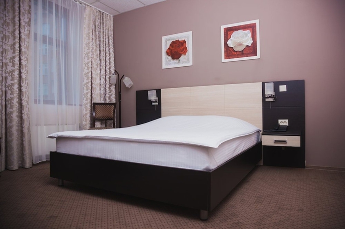 Imagen de la habitación del Hotel Transhotel. Foto 12