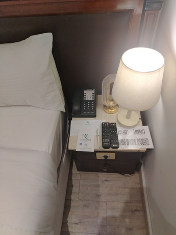 Imagen de la habitación del Hotel Transit 64. Foto 2