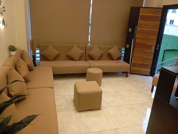 Imagen de los interiores del Hotel Transit 64. Foto 12