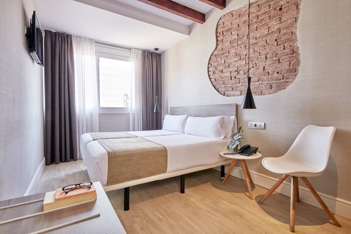 Imagen de la habitación del Hotel Transit. Foto 8