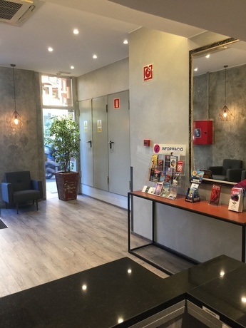 Imagen de los interiores del Hotel Transit. Foto 11