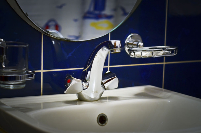 Imagen de la habitación del Hotel Transit Hotel. Foto 4