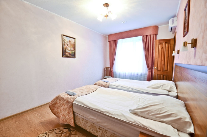 Imagen de la habitación del Hotel Transit Hotel. Foto 11