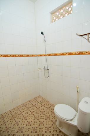 Imagen de la habitación del Hotel Transit Inn Senggigi. Foto 16