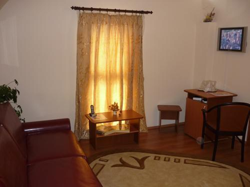Imagen general del Hotel Transit, Oradea. Foto 3