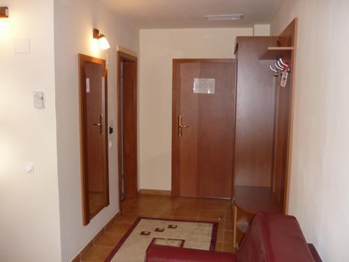Imagen general del Hotel Transit, Oradea. Foto 7
