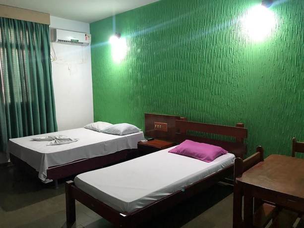 Imagen de la habitación del Hotel Transito. Foto 9