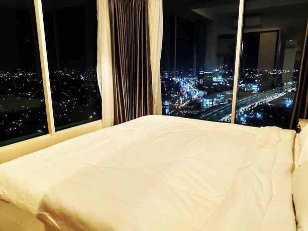 Imagen de la habitación del Hotel Transpark Juanda by 21 Room. Foto 17