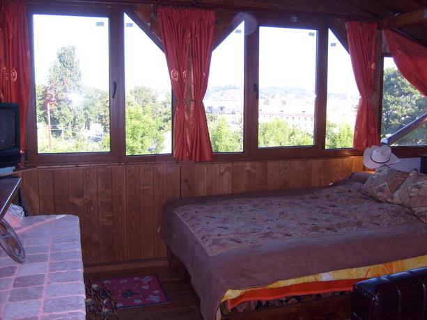 Imagen de la habitación del Hotel Transylvania Cowboy Cottage. Foto 3