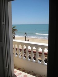 Imagen de la habitación del Hotel Tranvía Beach House. Foto 13