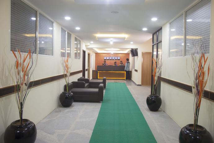 Imagen de los interiores del Hotel Tranzotel Bangalore Airport. Foto 17