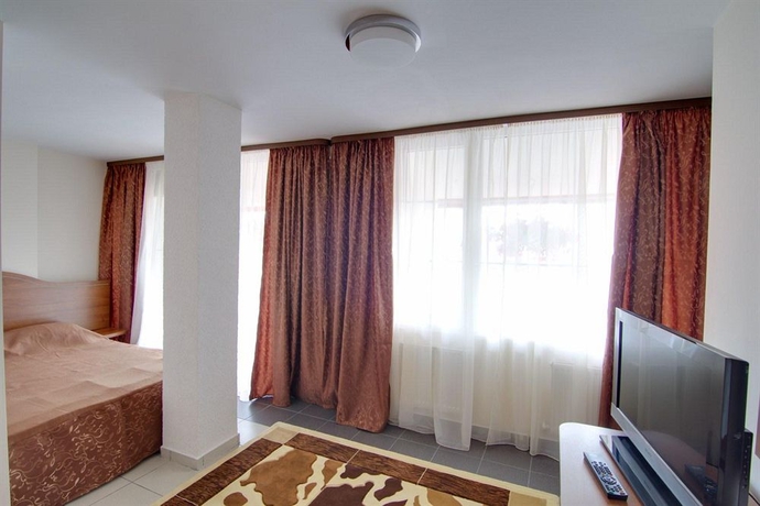 Imagen de la habitación del Hotel Tranzzit. Foto 6