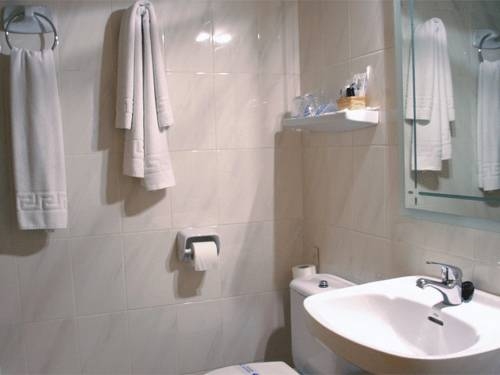 Imagen de la habitación del Hotel Trapemar Silos. Foto 8