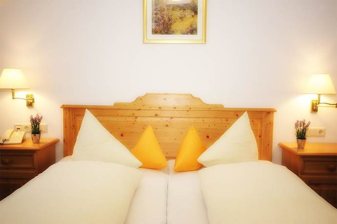 Imagen de la habitación del Hotel Trasen. Foto 5