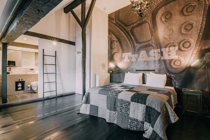 Imagen de la habitación del Hotel Trash Deluxe. Foto 2