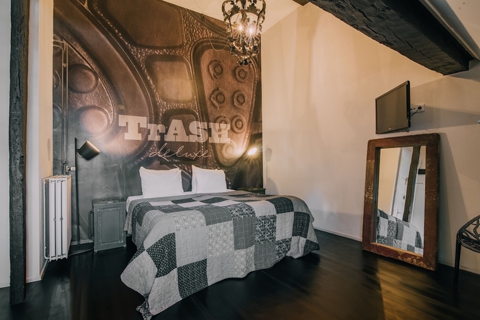 Imagen de la habitación del Hotel Trash Deluxe. Foto 3