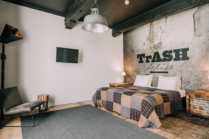 Imagen de la habitación del Hotel Trash Deluxe. Foto 14