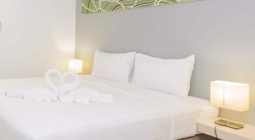 Imagen del bar/restaurante del Hotel Trat City. Foto 3