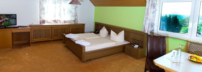 Imagen de la habitación del Hotel Traube Lossburg Restaurant. Foto 8