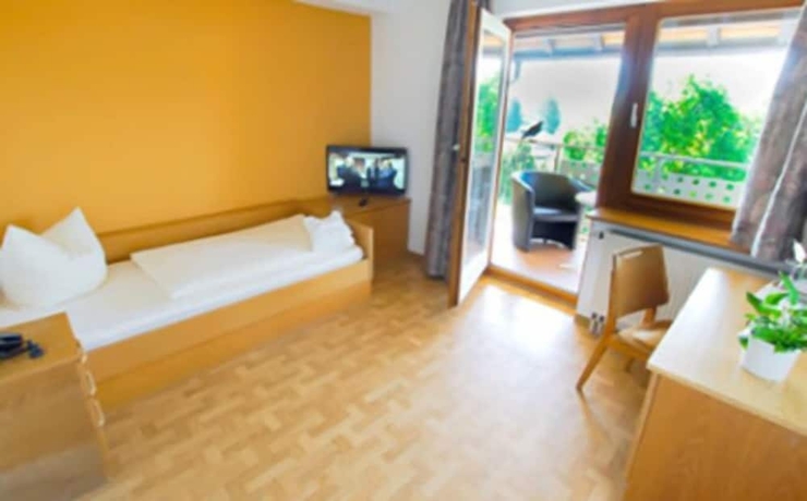 Imagen de la habitación del Hotel Traube Lossburg Restaurant. Foto 10