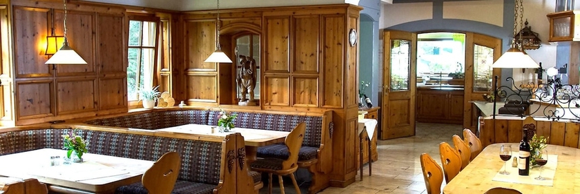 Imagen del bar/restaurante del Hotel Traube Lossburg Restaurant. Foto 4