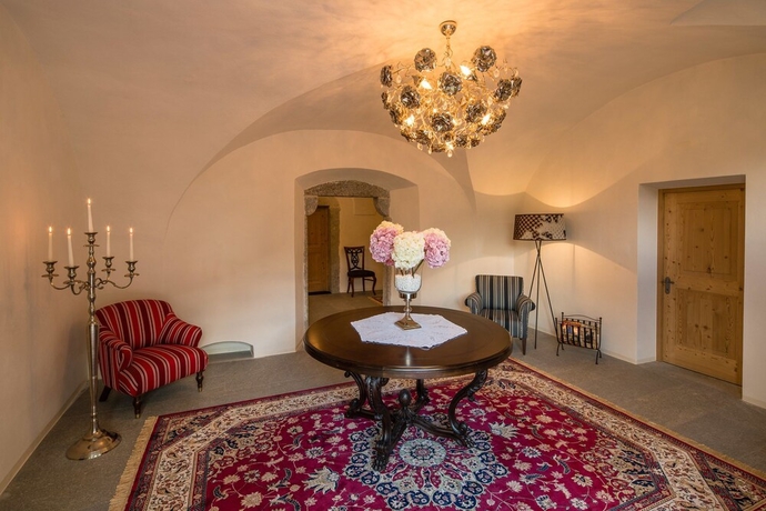 Imagen del bar/restaurante del Hotel Traube, Milland - Millan. Foto 2