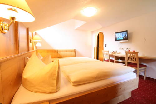 Imagen de la habitación del Hotel Traube, Pettneu am Arlberg. Foto 4