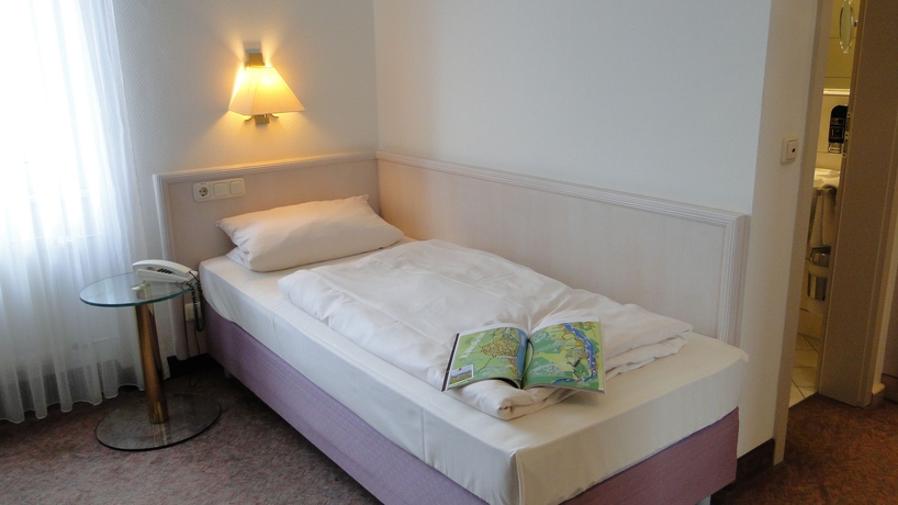 Imagen de la habitación del Hotel Traube R&uuml;desheim. Foto 9