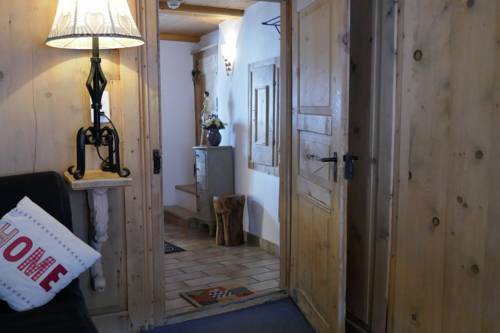Imagen de la habitación del Hotel Traube, Scuol. Foto 3