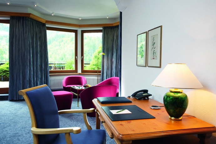 Imagen de la habitación del Hotel Traube Tonbach. Foto 11