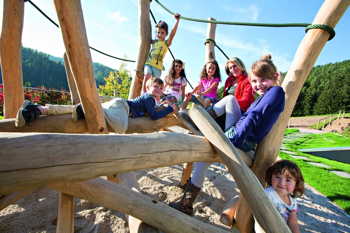 Imagen de los exteriores del Hotel Traube Tonbach. Foto 18