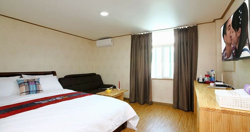 Imagen de la habitación del Hotel Traum and Condo. Foto 15