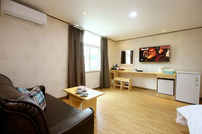 Imagen de la habitación del Hotel Traum and Condo. Foto 32