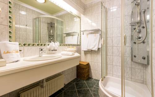 Imagen de la habitación del Hotel Traumhotel ...liebes Rot-fl&uuml;h. Foto 5