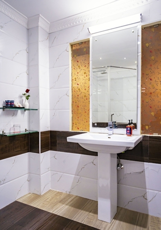 Imagen de la habitación del Hotel Travancore Court. Foto 12