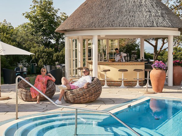 Imagen de la piscina del Hotel Travel Charme Ostseehotel Kuehlungsborn. Foto 18