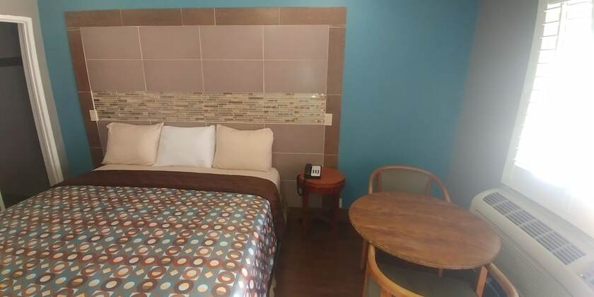 Imagen general del Hotel Travel Eagle Inn Motel. Foto 4