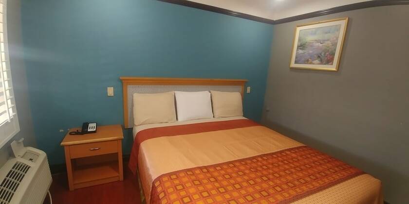 Imagen de la habitación del Hotel Travel Eagle Inn Motel. Foto 18