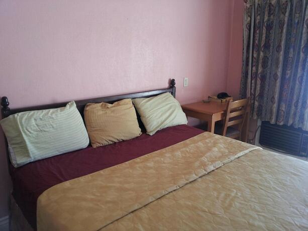 Imagen general del Hotel Travel Eagle Inn Motel. Foto 15