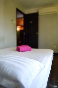 Imagen de la habitación del Hotel Travel Hub Guesthouse. Foto 12