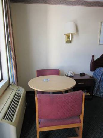 Imagen de la habitación del Hotel Travel Inn Augusta. Foto 12