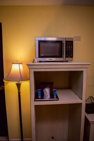 Imagen de la habitación del Hotel Travel Inn, Davisville. Foto 2